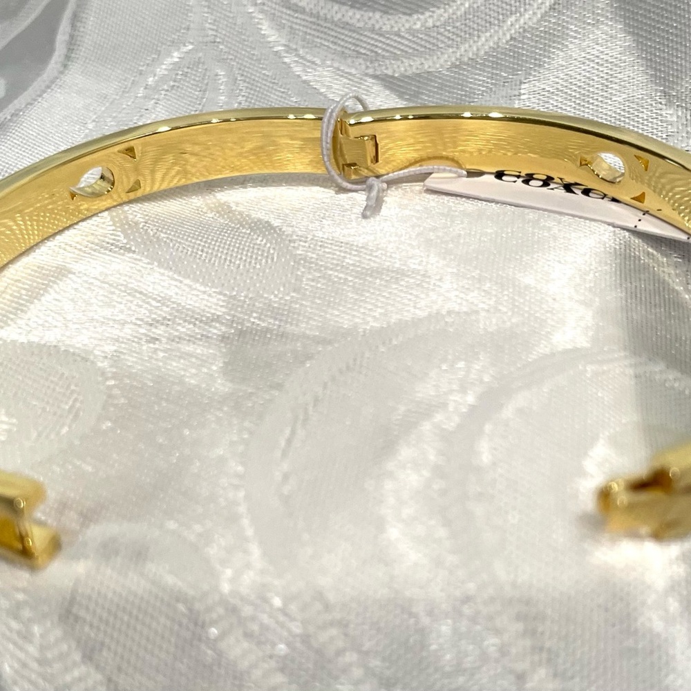 Coach Gold and Cream Enamel Hinged Bangle Bracelet New - Picture 3 of 8
